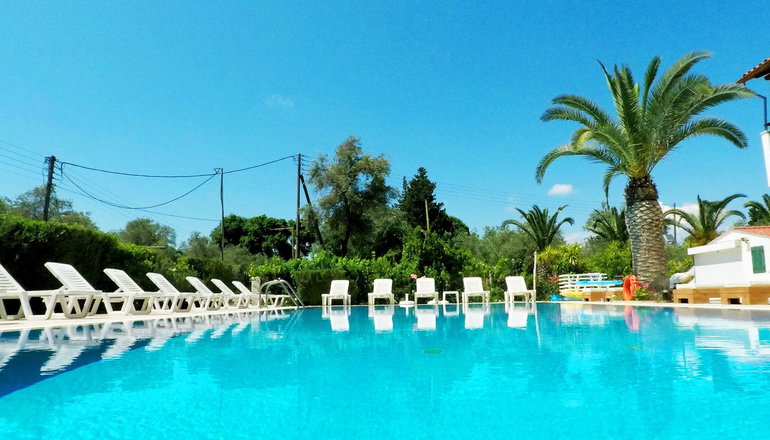 Captain's Studios & Apartments Corfu