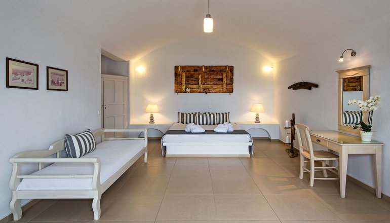 Apanemo Hotel & Suites