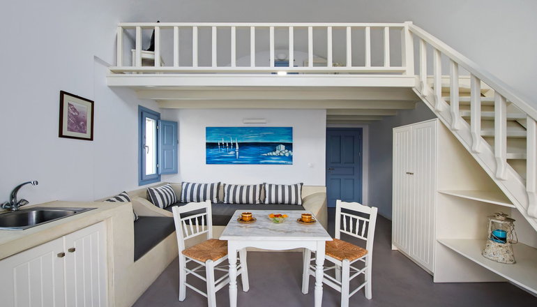 Apanemo Hotel & Suites