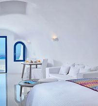 5* Katikies Chromata Santorini / The Leading Hotels of the World - Ημεροβίγλι, Σαντορίνη