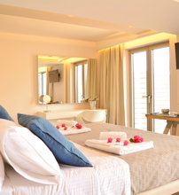 Core Luxury Suites - Σκιάθος
