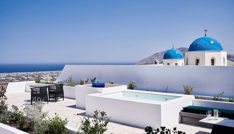 5* Katikies Garden Santorini - The Leading Hotels Of The World