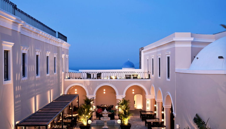 5* Katikies Garden Santorini - The Leading Hotels Of The World