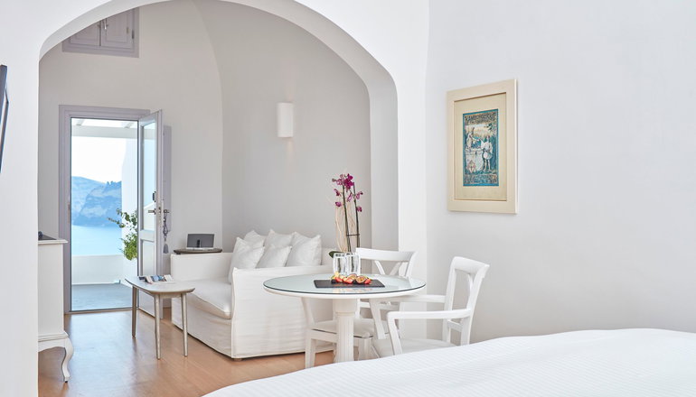5* Katikies Santorini - The Leading Hotels of the World