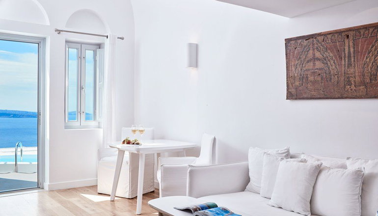 5* Katikies Santorini - The Leading Hotels of the World