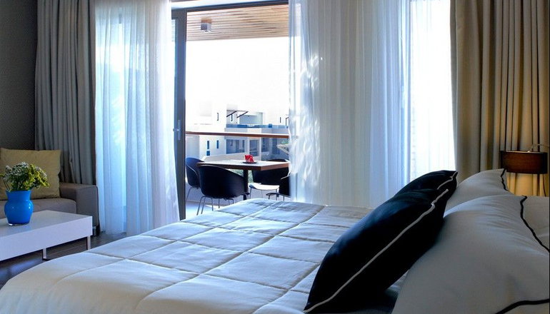 5* Pelagos Suites Hotel