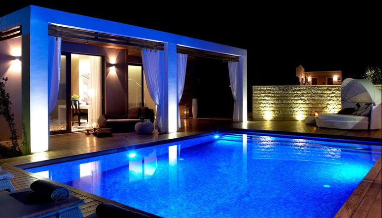 5* Pelagos Suites Hotel