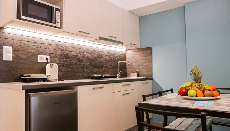 V36 Suites