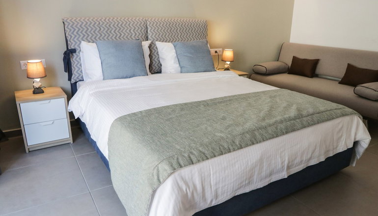 V36 Suites