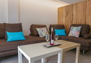 V36 Suites