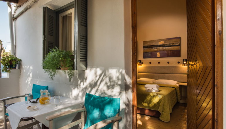 Semiramis Guesthouse - Αδάμαντας, Μήλος