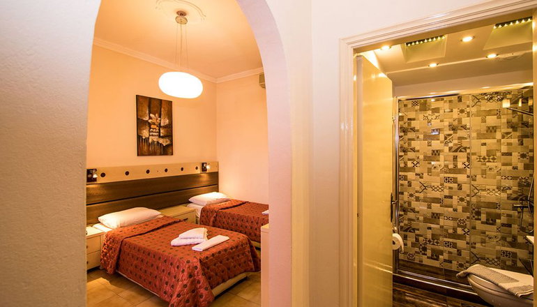 Semiramis Guesthouse - Αδάμαντας, Μήλος