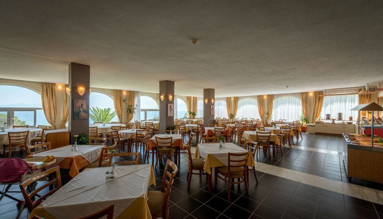 4* Pavlina Beach Hotel
