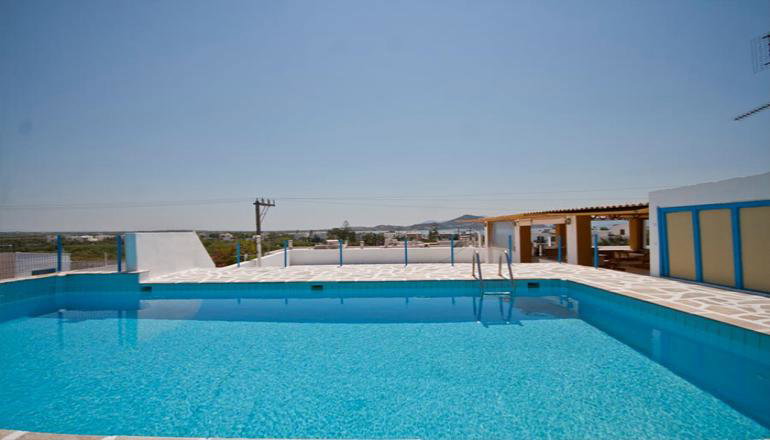 Sergis Hotel