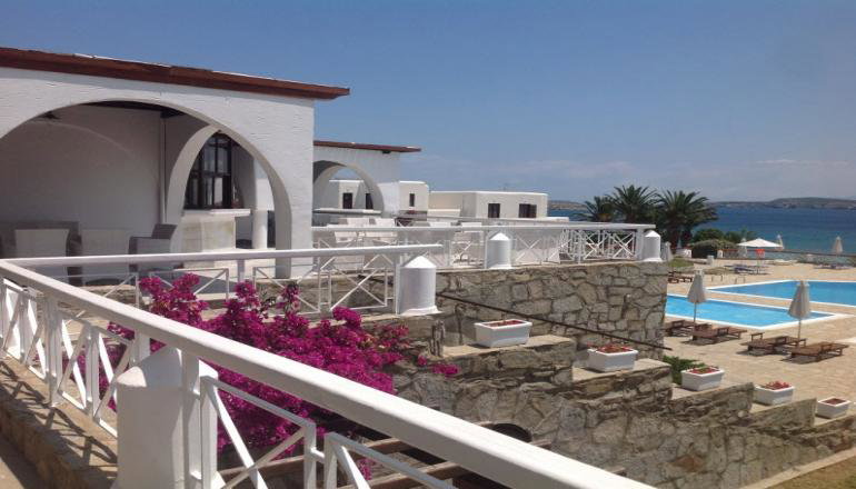 4* Porto Paros