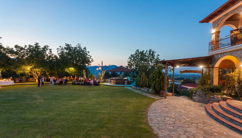 Apsis Hotel