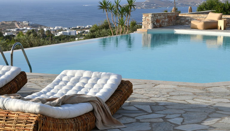 Mythic Exclusive Retreat Paros