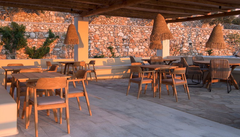 Mythic Exclusive Retreat Paros