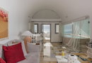 4* Iliovasilema Suites Santorini