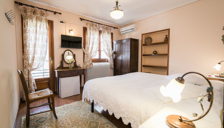 Kritsa Gastronomy Hotel