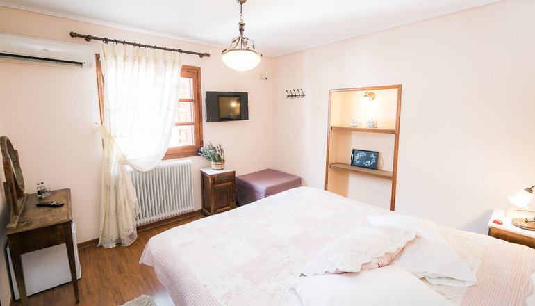 Kritsa Gastronomy Hotel
