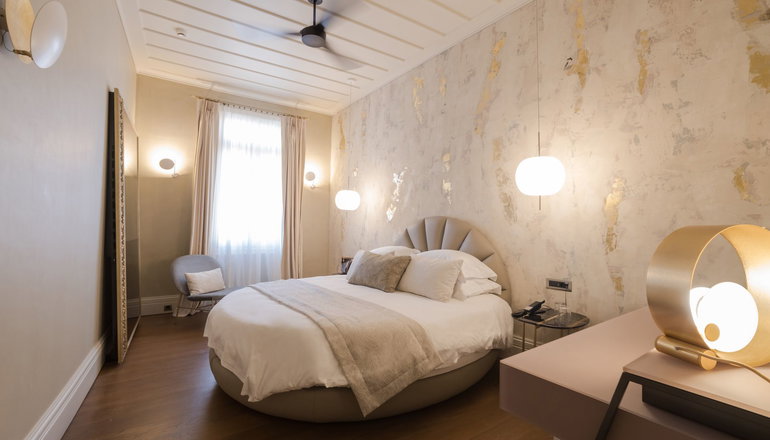 4* Castellano Hotel & Suites