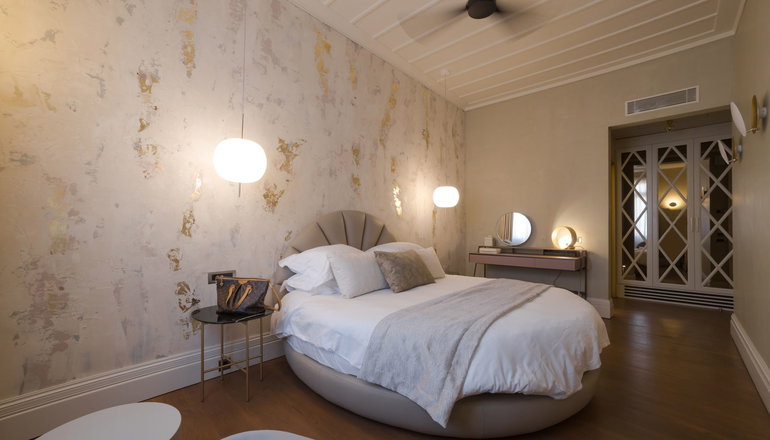 4* Castellano Hotel & Suites