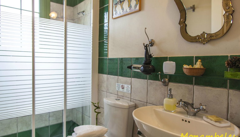 Monambeles Villas