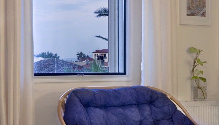 Stratos Hotel
