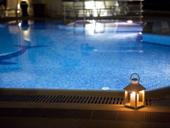 Stratos Hotel