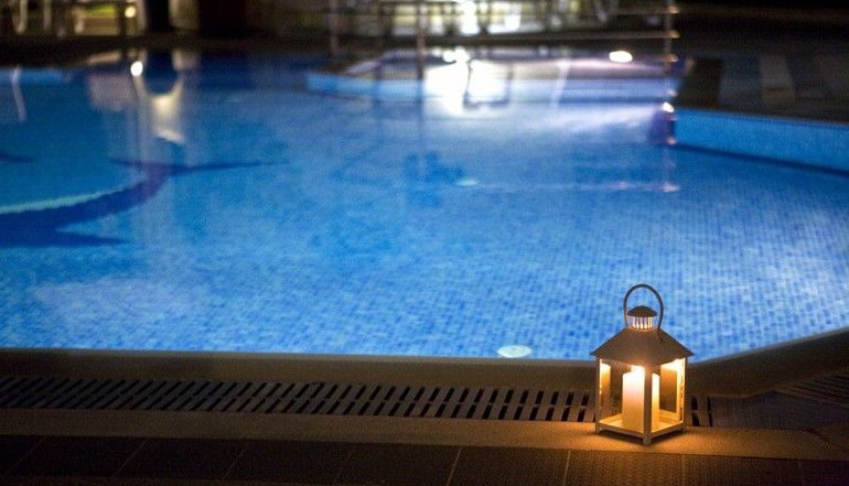 Stratos Hotel