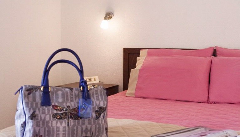 Stratos Hotel