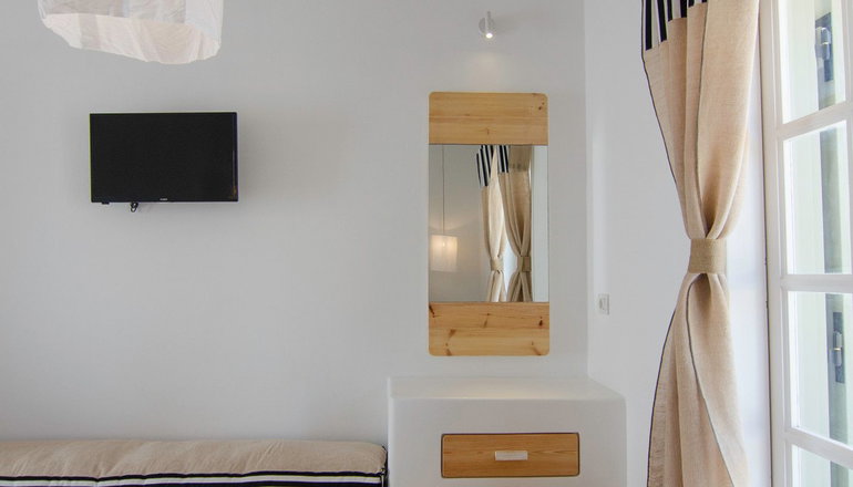 Yialos Ios Hotel
