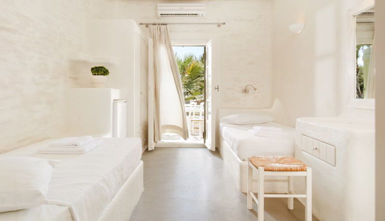 Yialos Ios Hotel