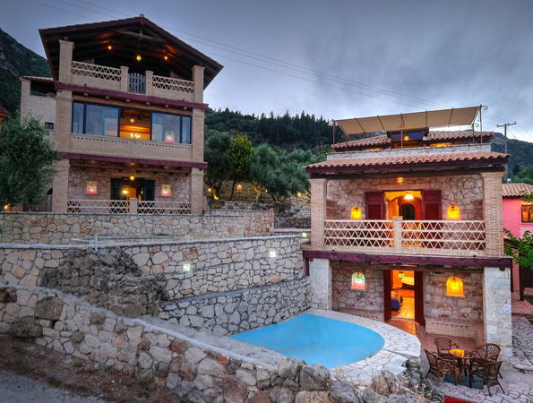 Diamond Suites