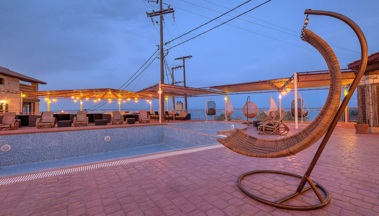 Diamond Suites