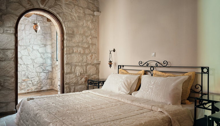 Diamond Suites