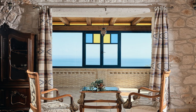 Diamond Suites