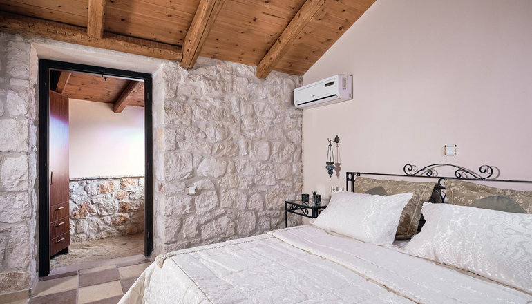 Diamond Suites