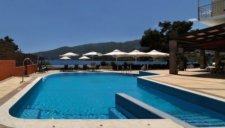 Golden View Beach Hotel