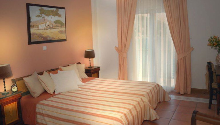 Golden View Beach Hotel