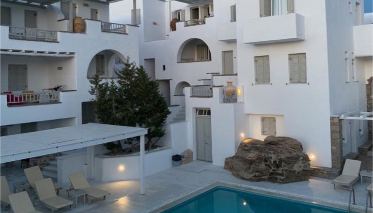 Anthos Apartments