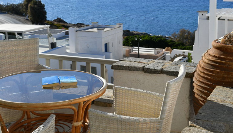 Anthos Apartments