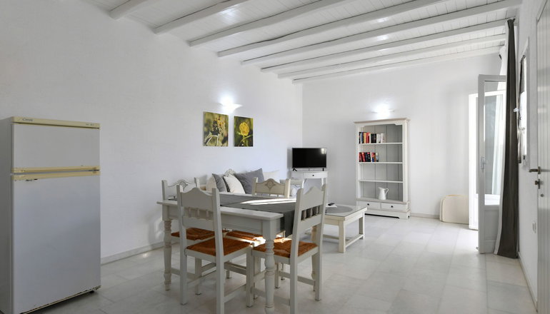 Anthos Apartments