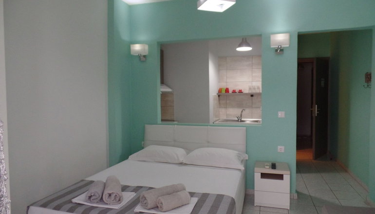 Ouzas Luxury Hotel