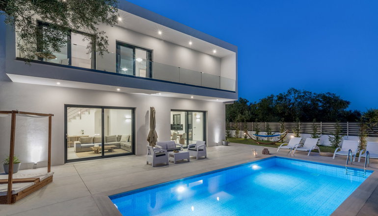 Elia Luxury Villa