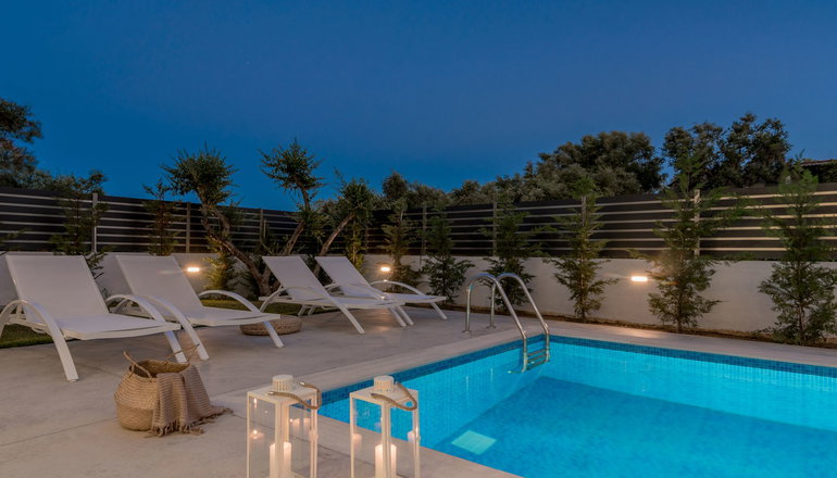 Elia Luxury Villa