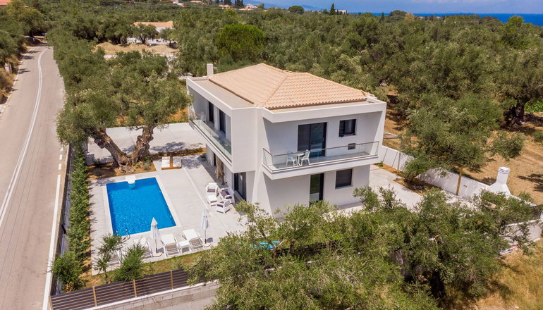 Elia Luxury Villa
