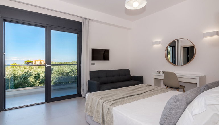 Elia Luxury Villa