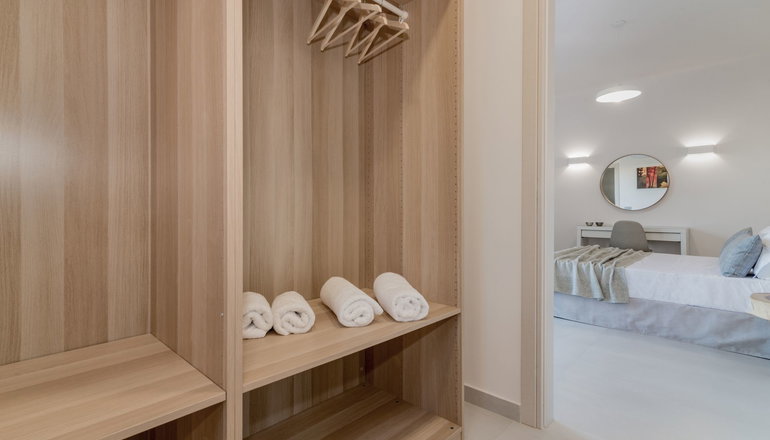 Elia Luxury Villa